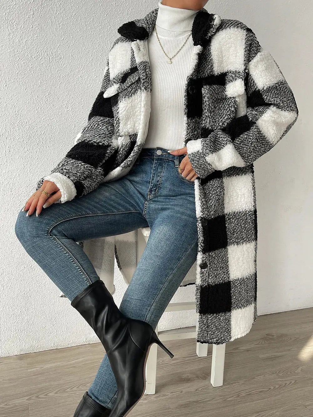 Loose Plush Plaid Coat with Button Lapel